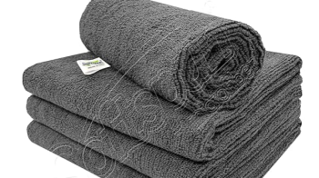 Premium SOFTSPUN microfiber cloth for scratch-free bike cleaning