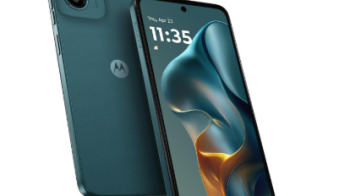 Buy Motorola Moto smartphone with 4GB RAM 64GB storage under 8000
