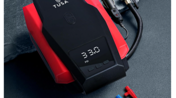 Portable car tyre air filler with auto shut off and LED light